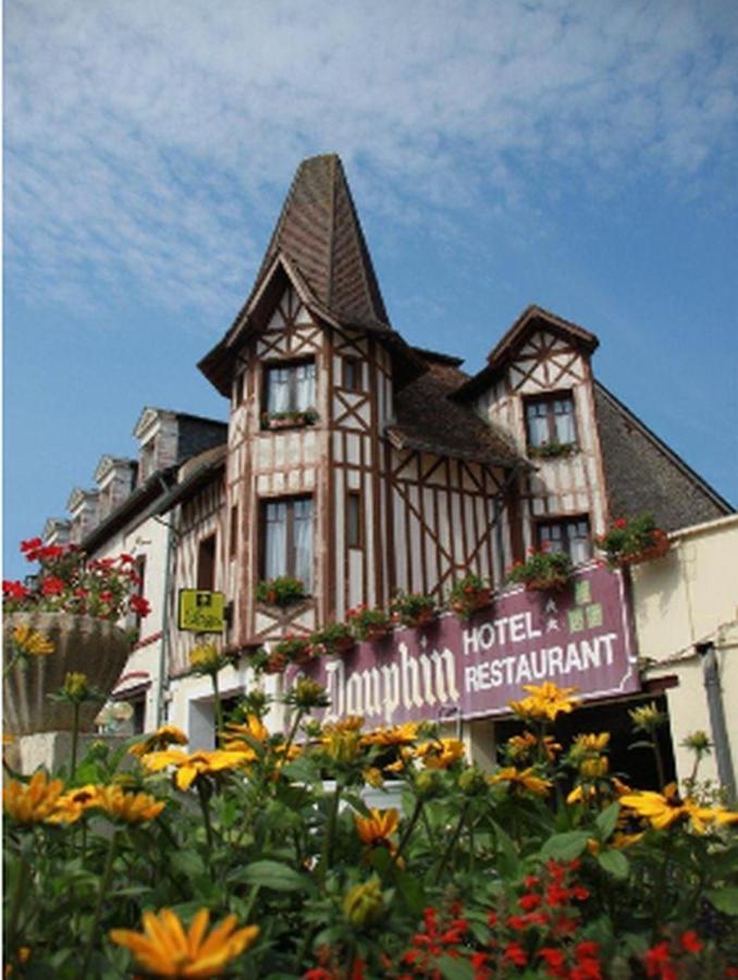 Logis Hotel Et Restaurant Du Dauphin Sées Екстериор снимка